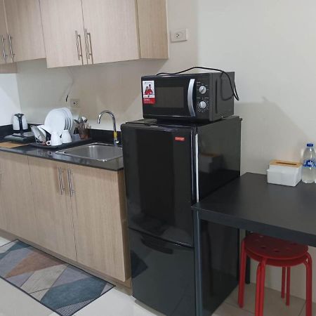 Breeze Residences - 1Br Unit With Balcony -Top Floor マニラ市 エクステリア 写真