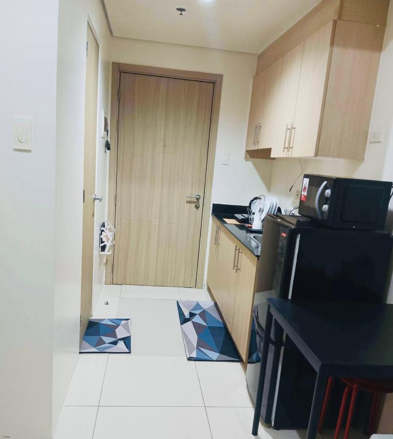 Breeze Residences - 1Br Unit With Balcony -Top Floor マニラ市 エクステリア 写真